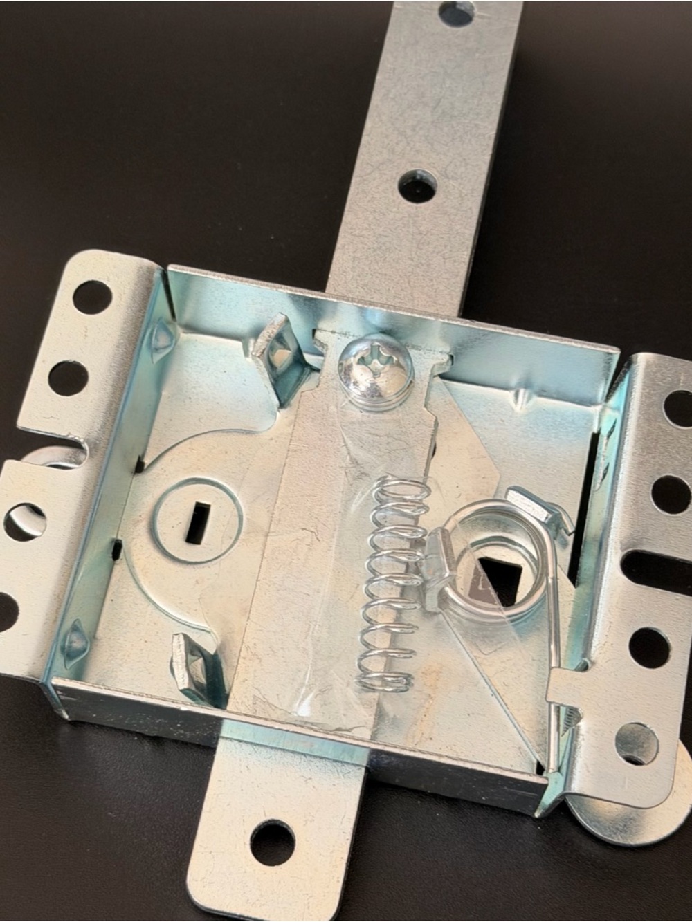 Metal Window/Door Lock Mechanism in Silver